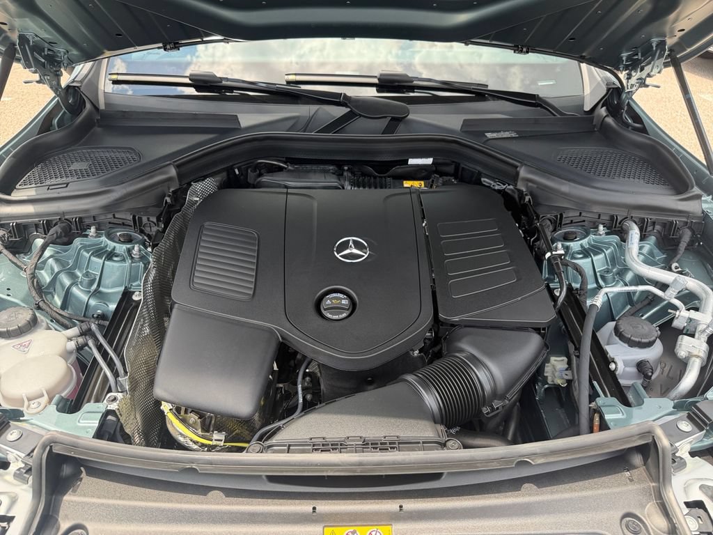 New 2026 Mercedes-Benz GLC 300 image 23