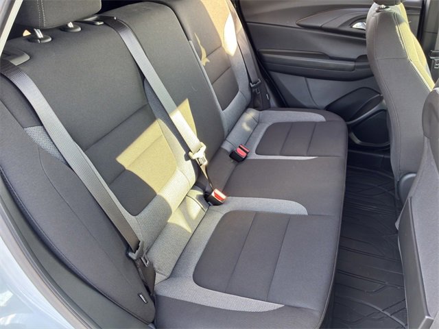 Used 2024 Chevrolet TrailBlazer LT w/ LT Cold Weather Package image 18
