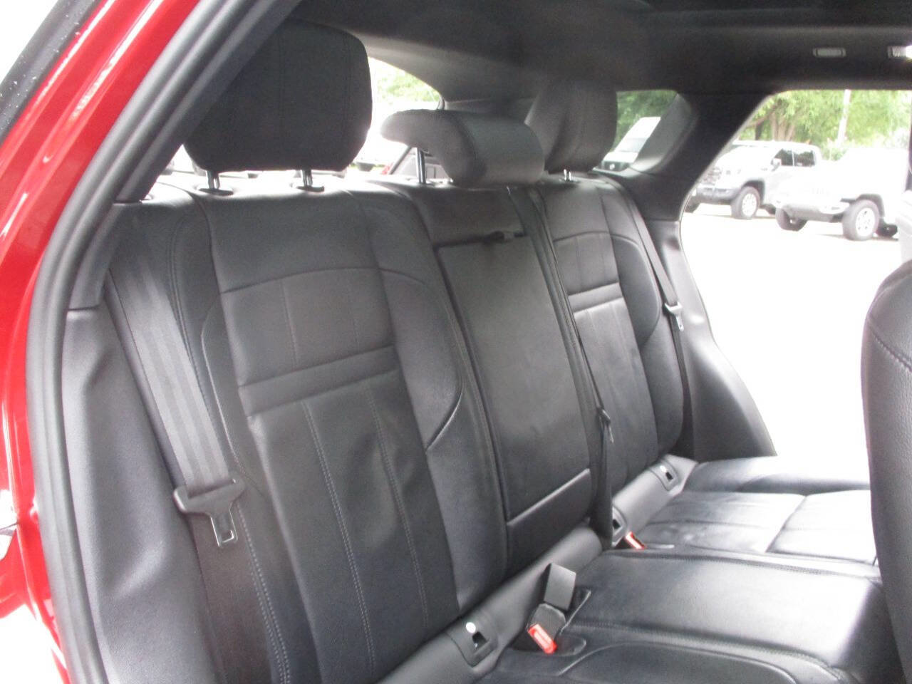 Used 2021 Land Rover Range Rover Evoque R-Dynamic SE AWD/4WD image 25