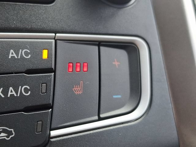 Used 2018 Ford Fusion SE w/ Fusion SE Technology Package FWD image 25