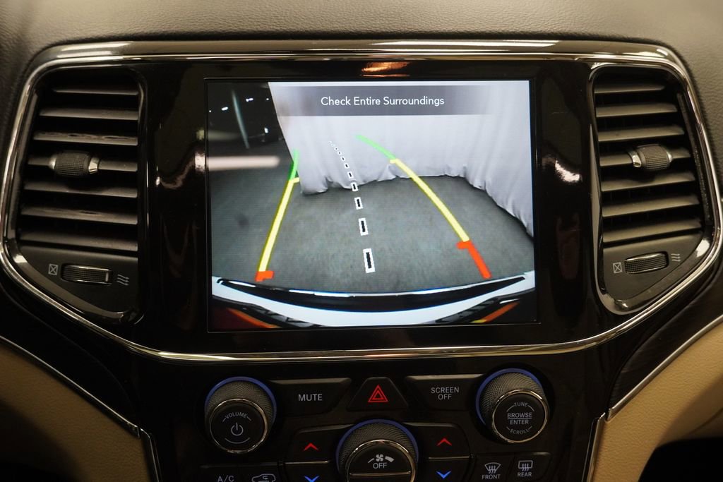 Certified 2021 Jeep Grand Cherokee Limited image 33