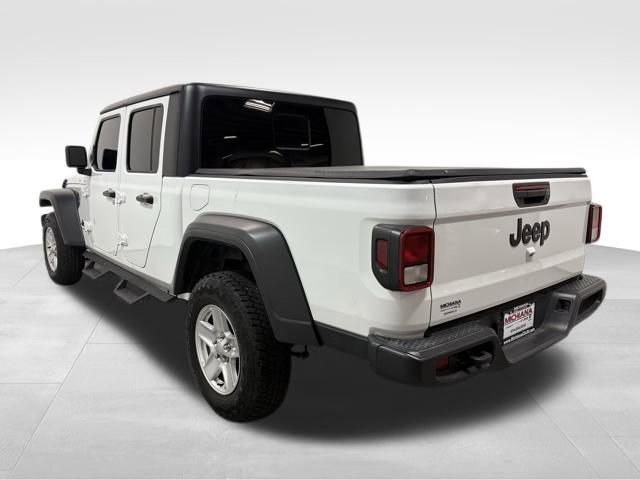 Used 2023 Jeep Gladiator Sport image 9