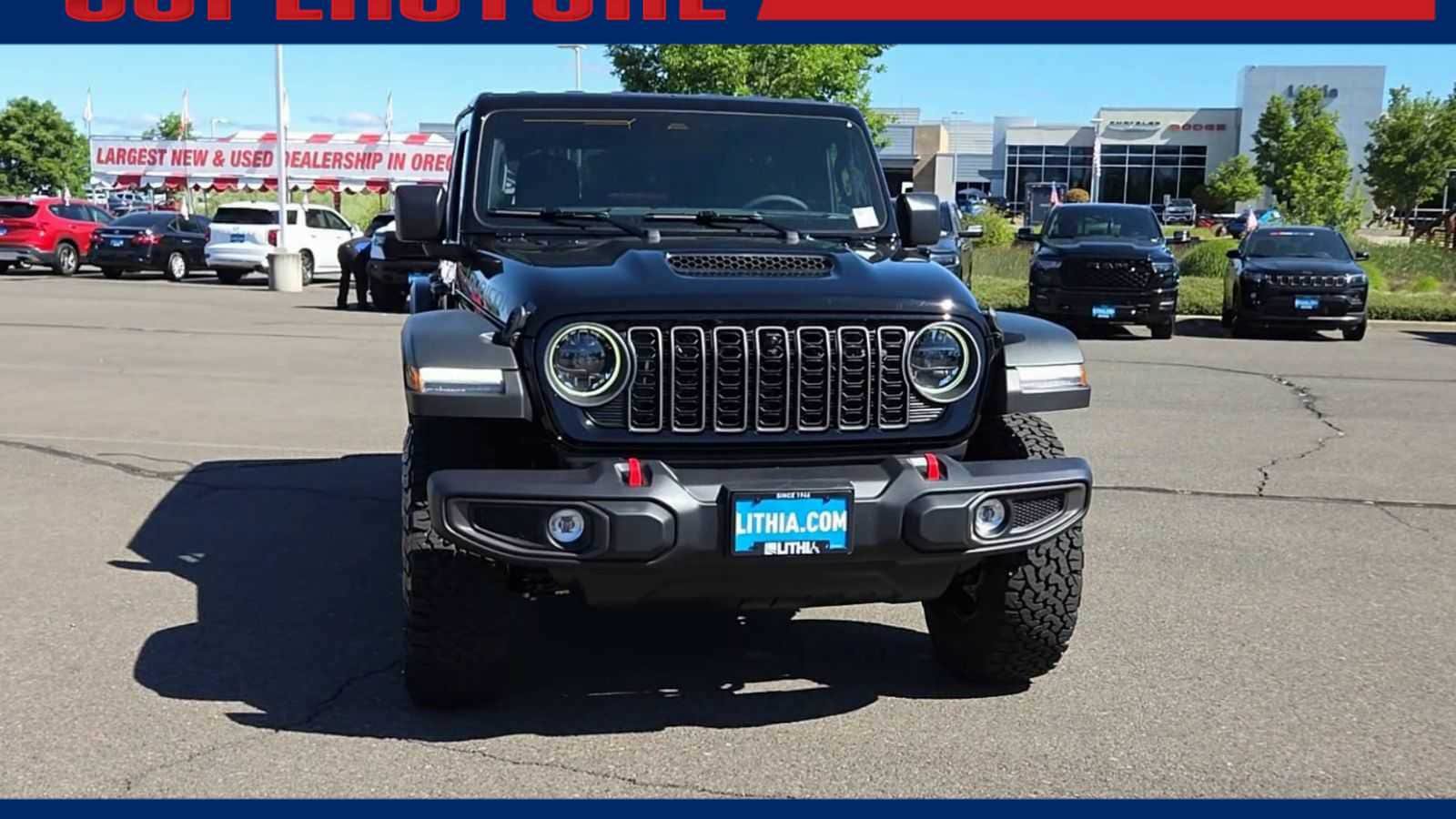 New 2026 Jeep Wrangler Unlimited Rubicon AWD/4WD image 3