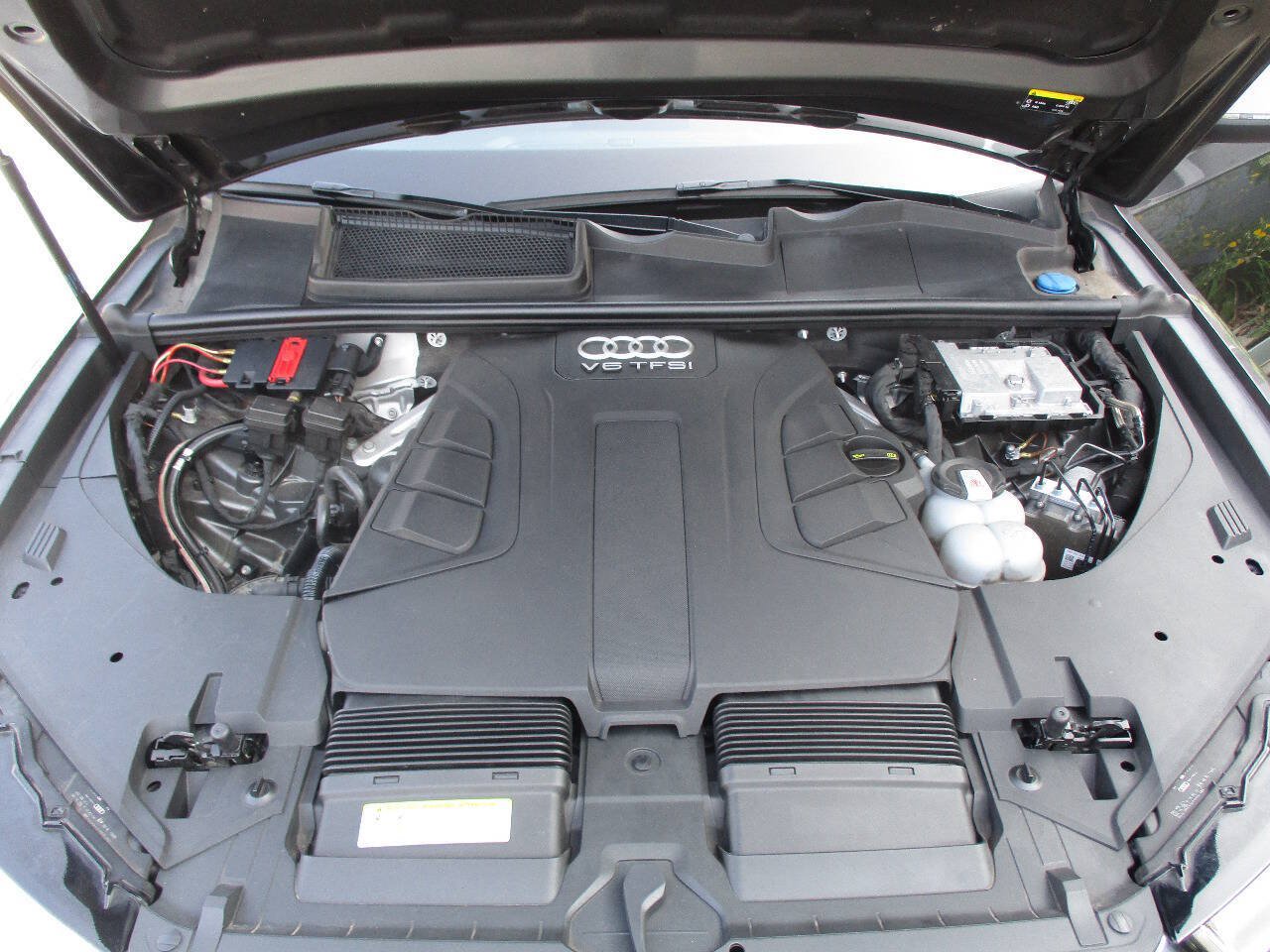 Used 2018 Audi Q7 3.0T Prestige w/ Prestige Package AWD/4WD image 50