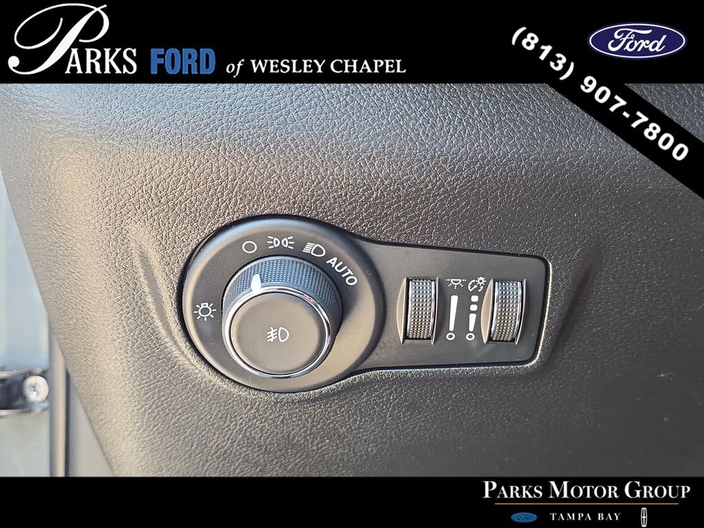 Used 2022 Jeep Compass Trailhawk image 25