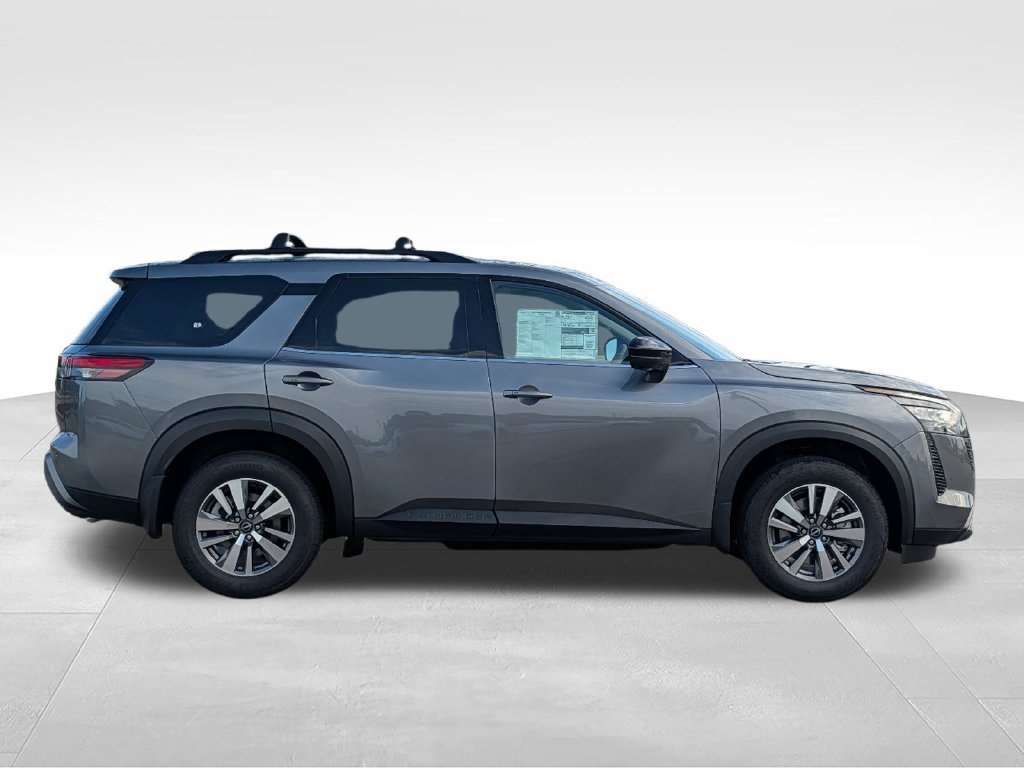 New 2026 Nissan Pathfinder SL FWD image 9