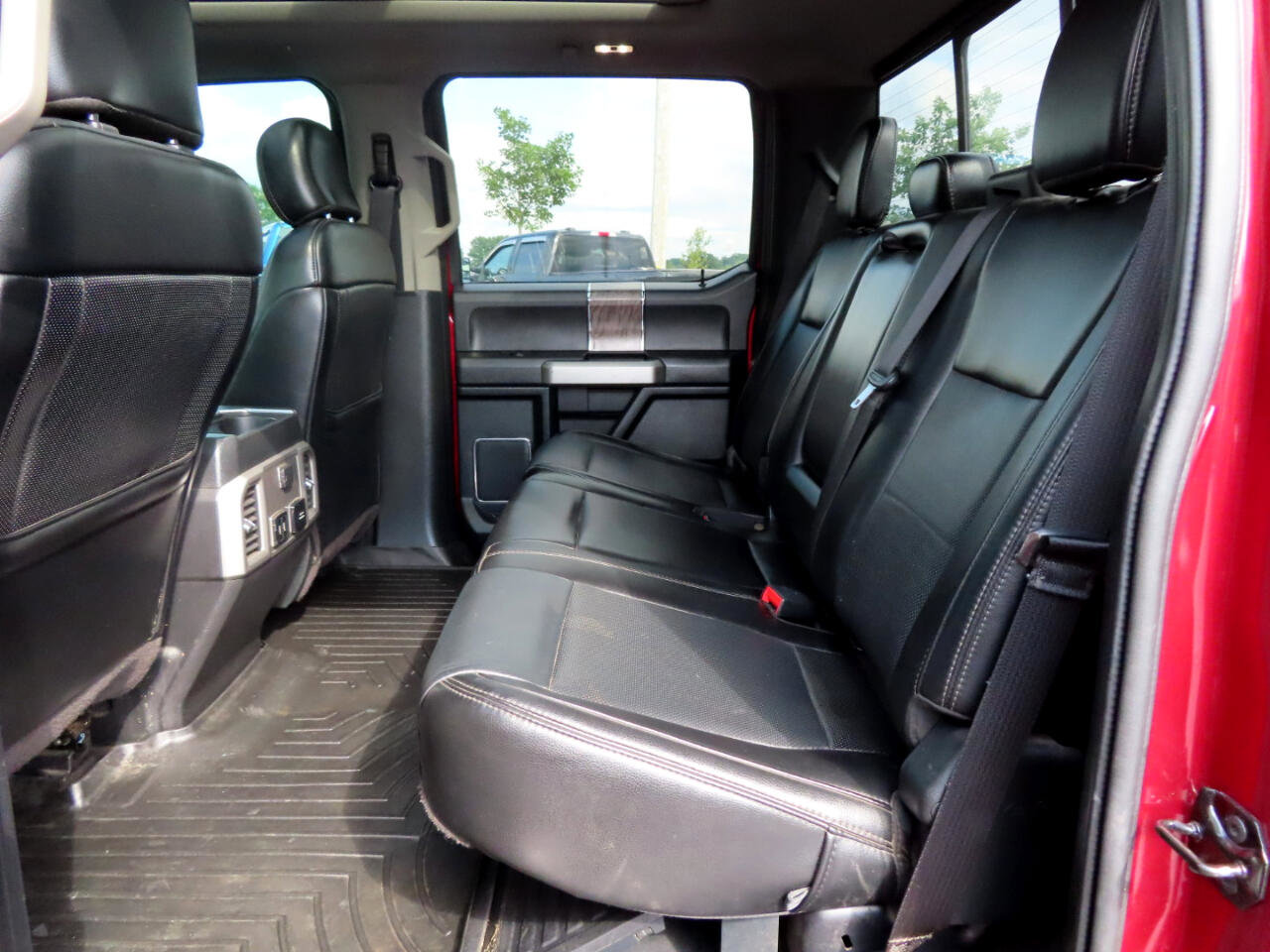 Used 2019 Ford F250 Lariat w/ Lariat Value Package image 36