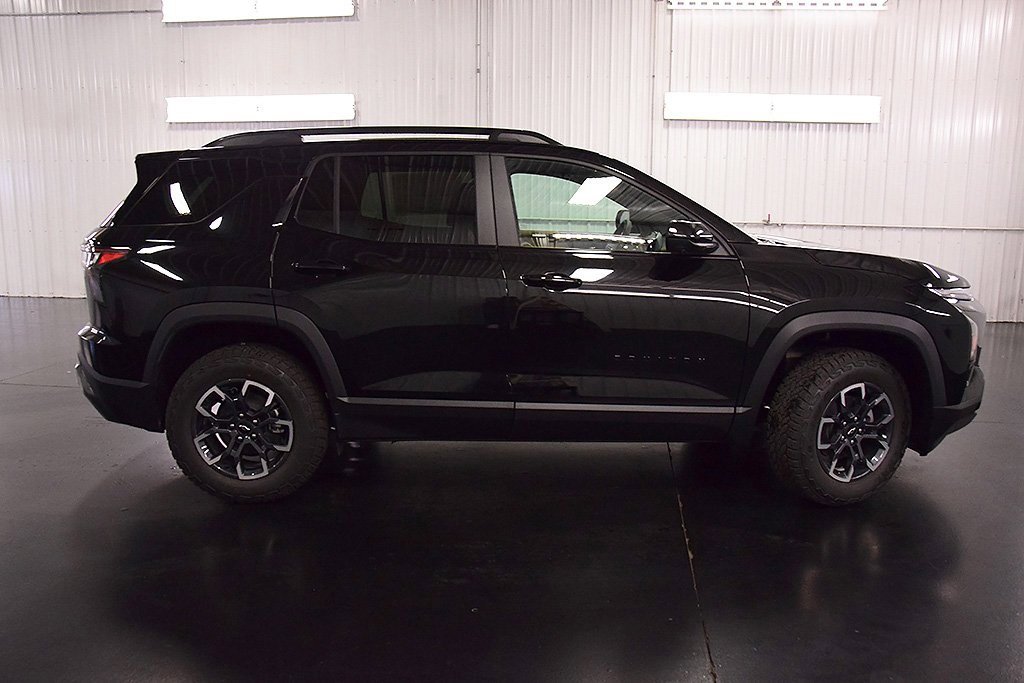 New 2026 Chevrolet Equinox ACTIV w/ Safety and Technology Package image 8