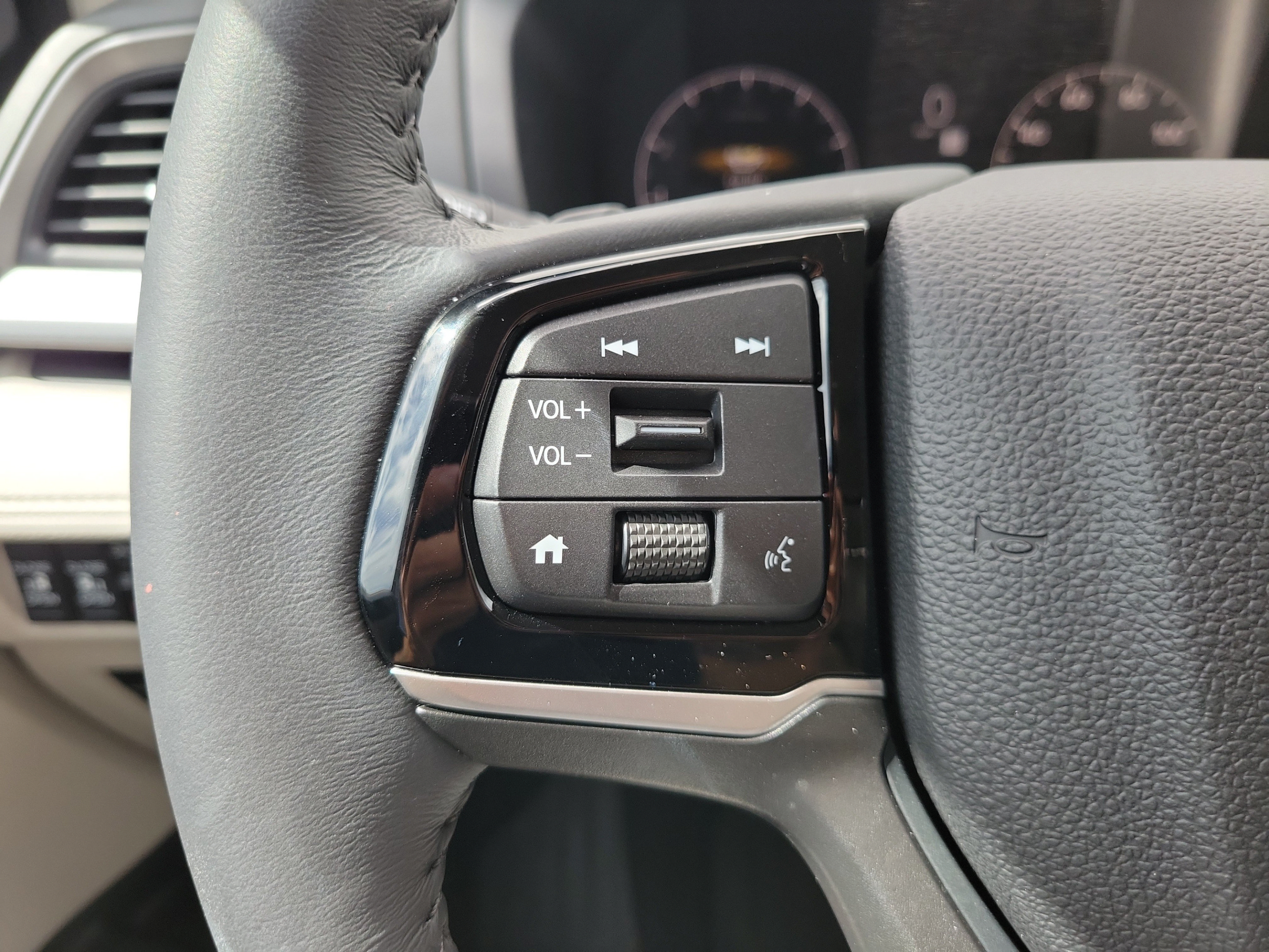 Certified 2026 Honda Odyssey EX-L image 30