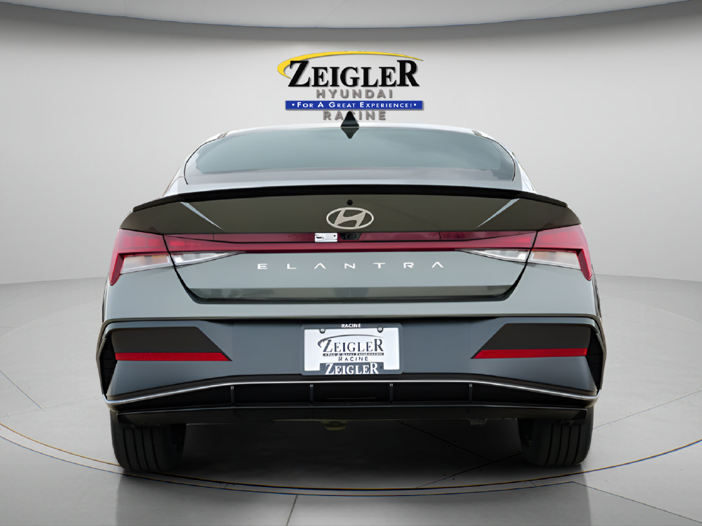 New 2026 Hyundai Elantra SEL Sport FWD image 6