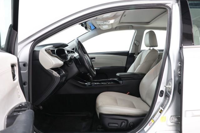 Used 2016 Toyota Avalon XLE Premium w/ Protection Package FWD image 16