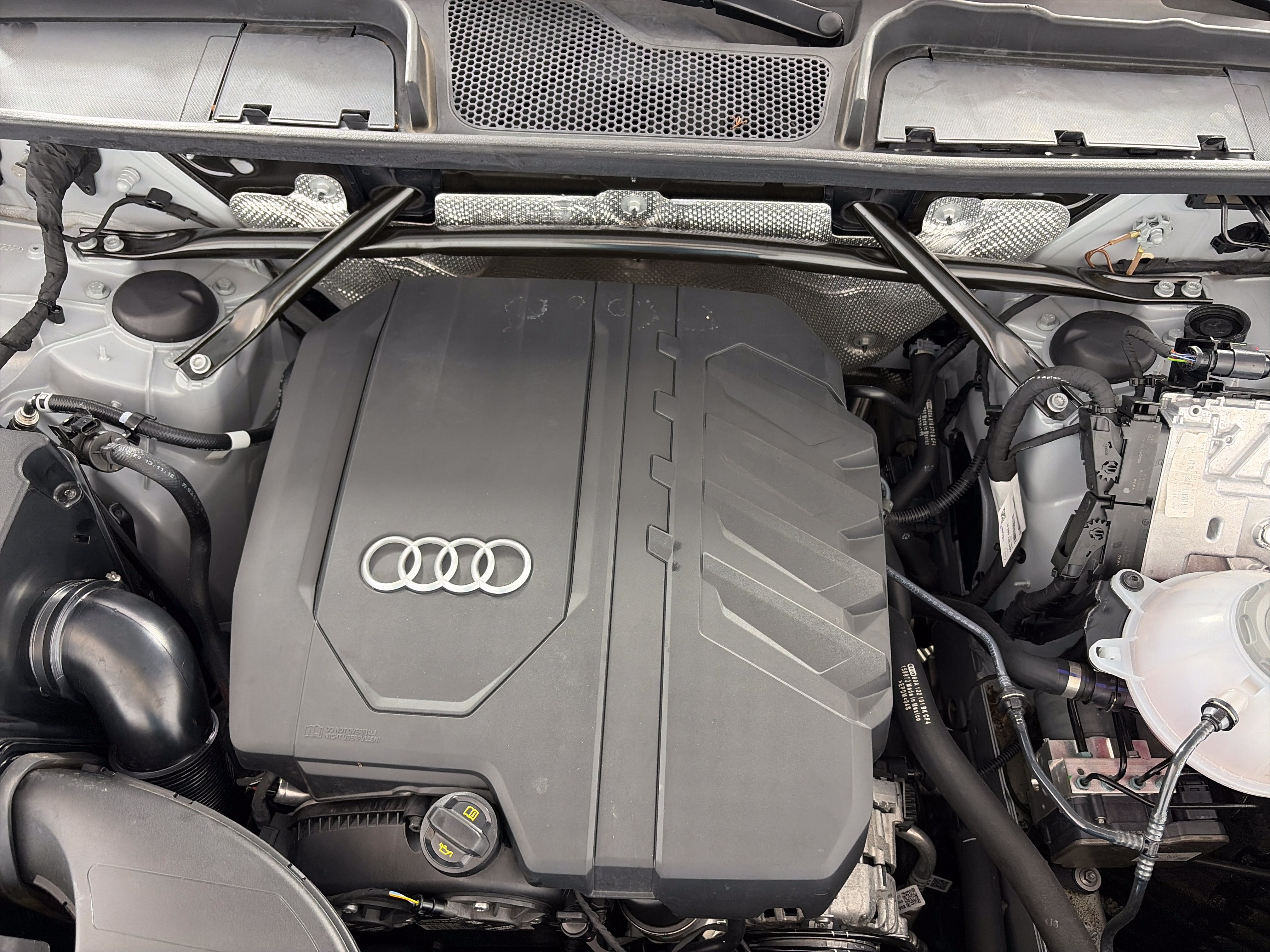 Certified 2021 Audi Q5 2.0T Premium Plus AWD/4WD image 11