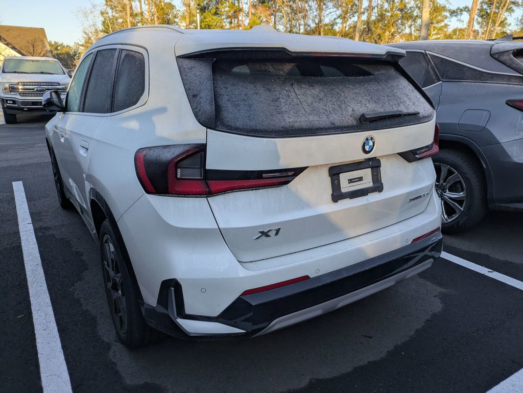 Used 2023 BMW X1 xDrive28i w/ Premium Package image 4
