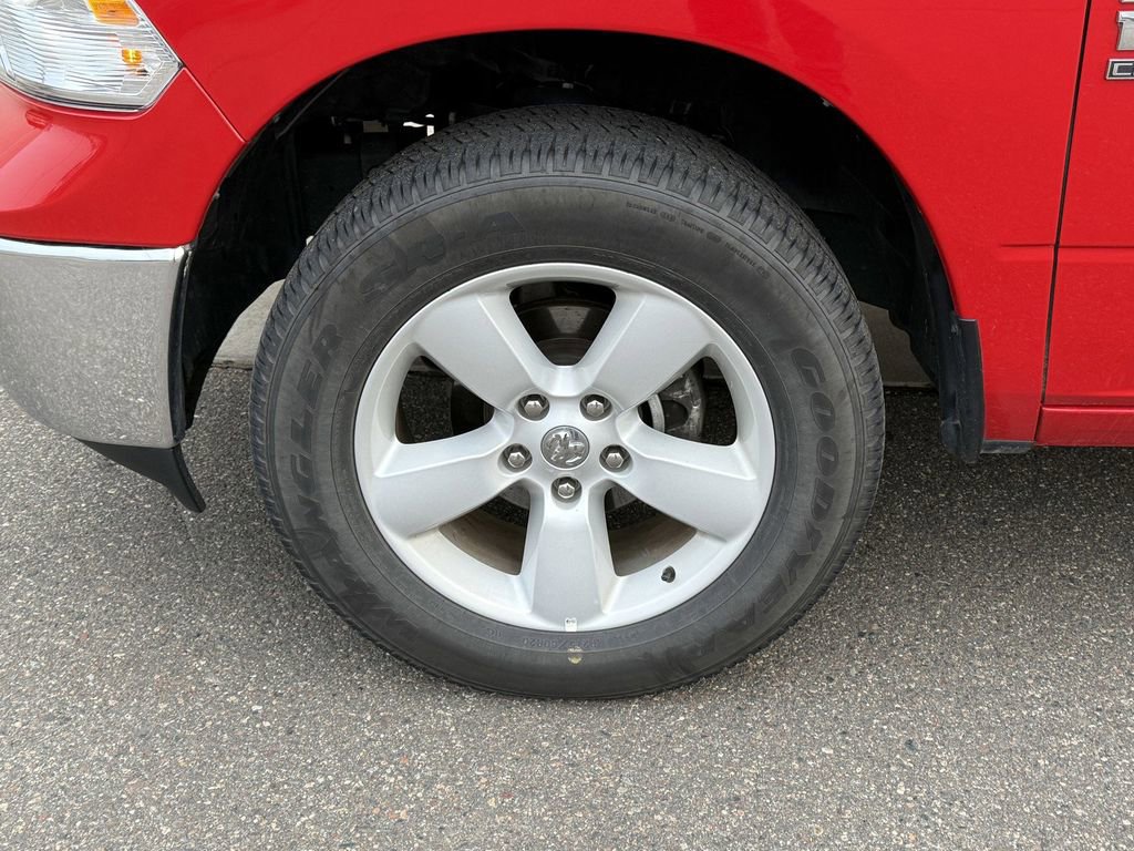 Used 2024 RAM 1500 Classic SLT image 5