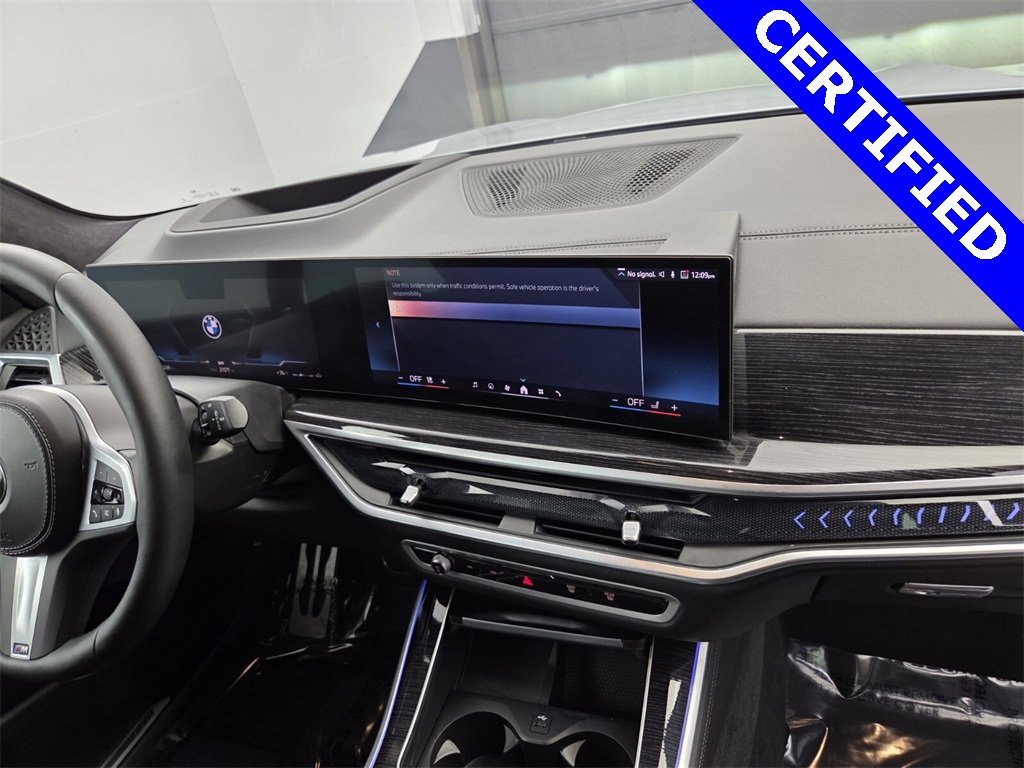 Used 2024 BMW X5 xDrive40i w/ M Sport Package image 16