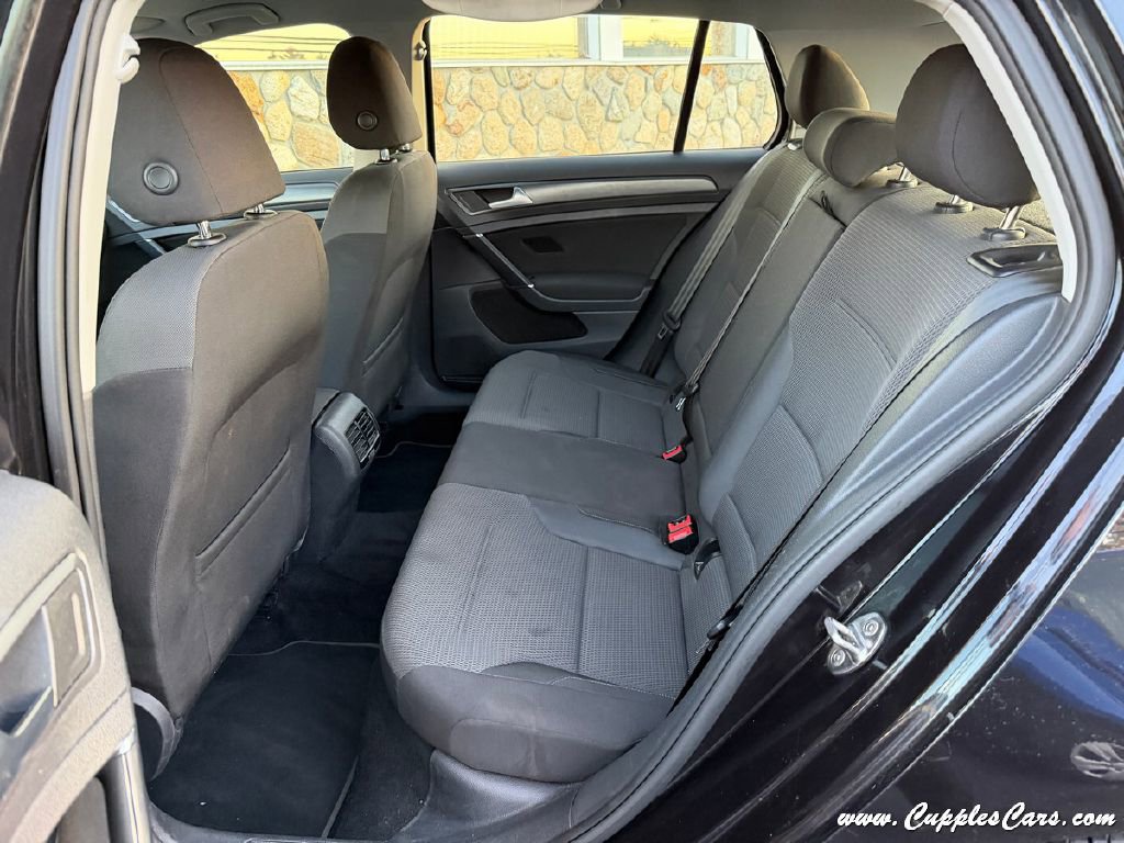 Used 2019 Volkswagen e-Golf SE w/ Driver Assistance Package FWD image 7