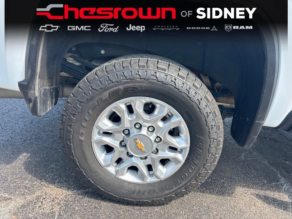 Used 2023 Chevrolet Silverado 3500 LT w/ Convenience Package AWD/4WD image 11