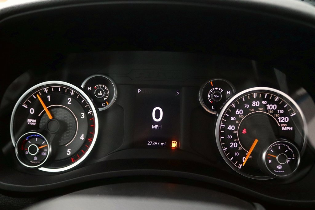 Used 2021 RAM 3500 Tradesman w/ Chrome Appearance Group image 15