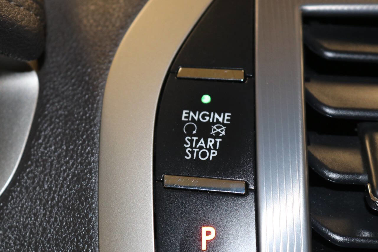 Used 2020 Lincoln MKZ Reserve w/ Elements Package image 42