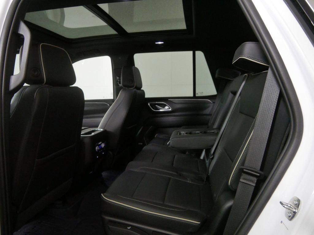 Used 2023 GMC Yukon SLT image 19