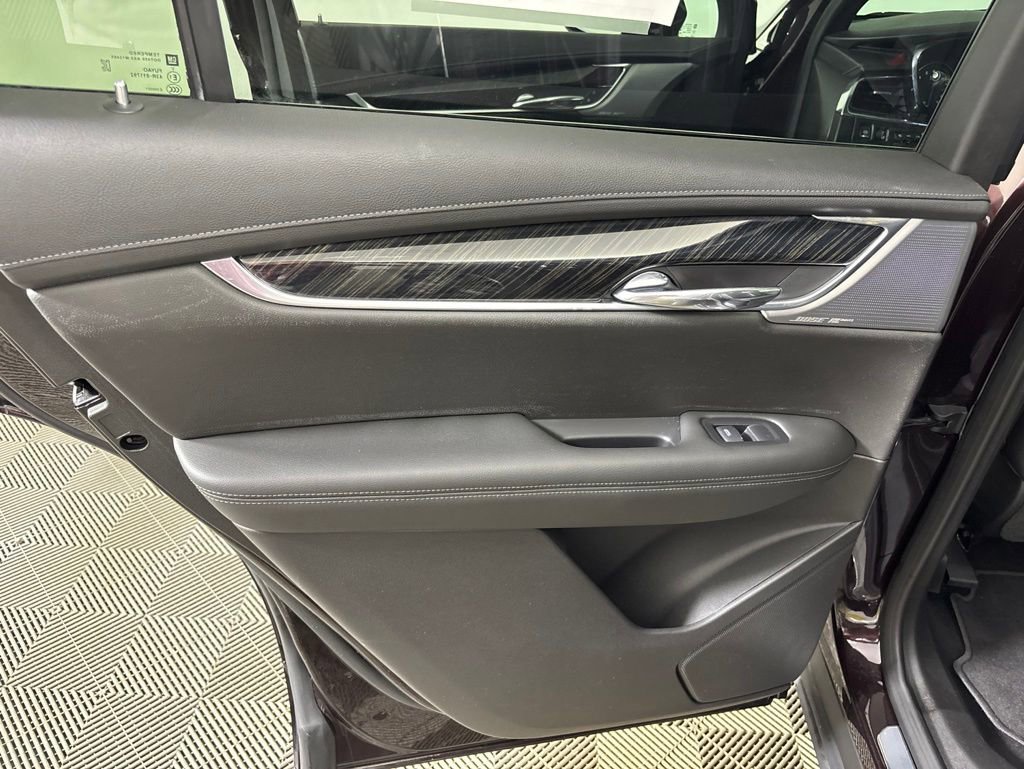 Used 2020 Cadillac XT6 Premium Luxury AWD/4WD image 27
