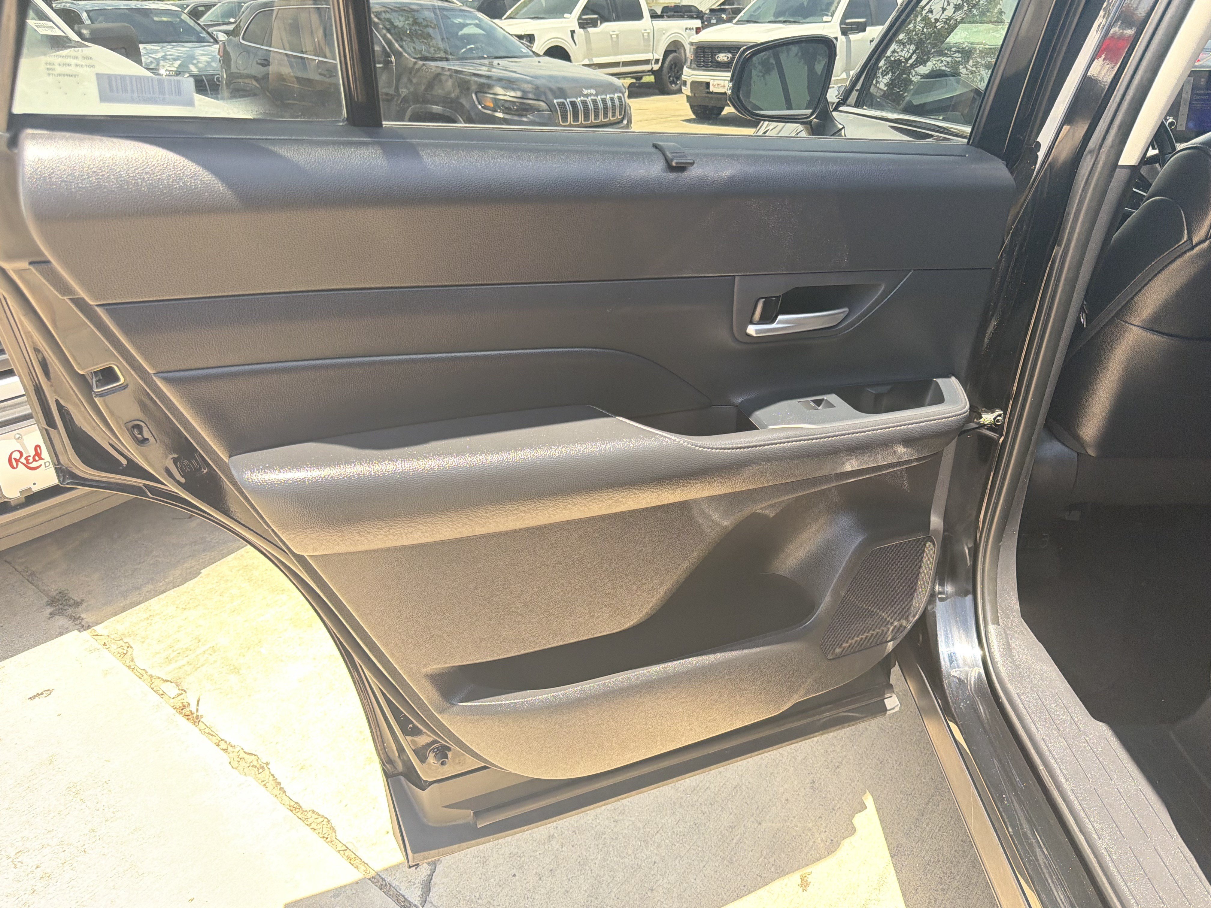 Used 2025 Toyota Grand Highlander AWD image 11