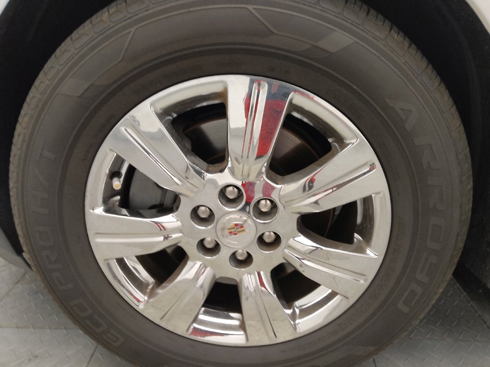 Used 2016 Cadillac SRX Luxury w/ Driver Awareness Package image 31