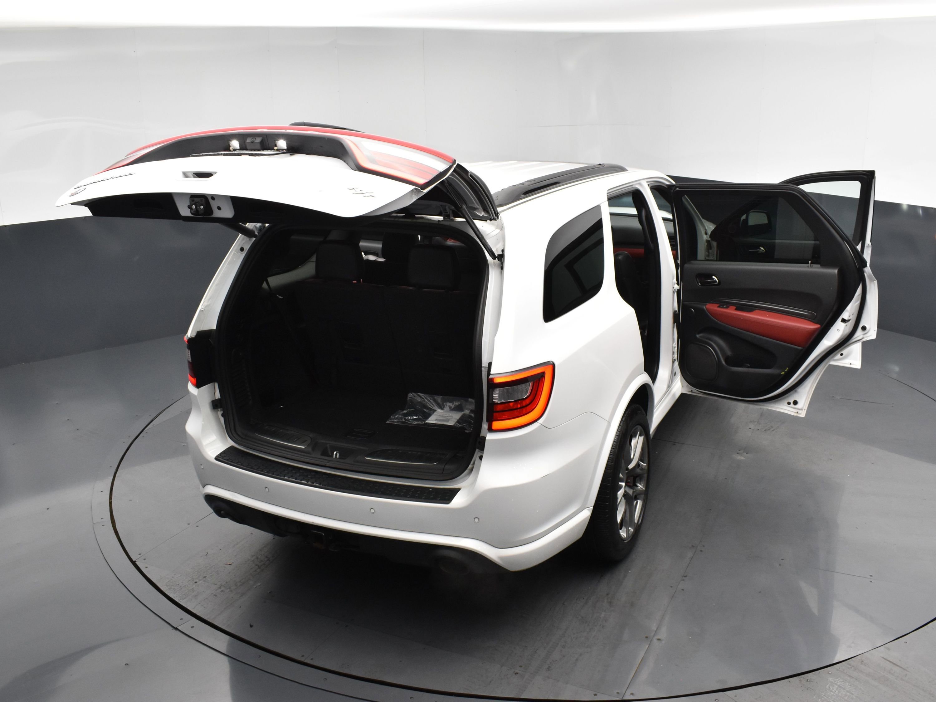 Used 2022 Dodge Durango R/T w/ Tow 'N Go Package image 26