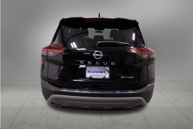Used 2023 Nissan Rogue SV AWD/4WD image 4