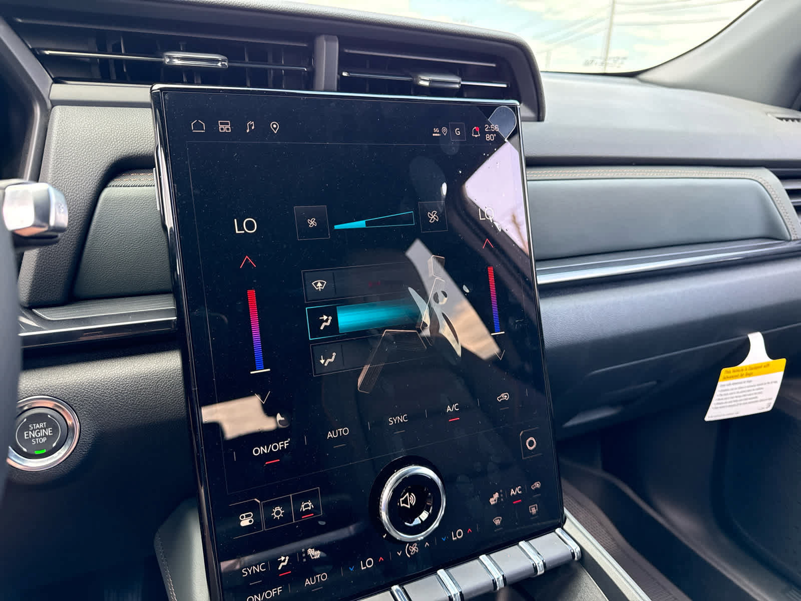 New 2027 GMC Terrain AT4 w/ Technology Package II AWD/4WD image 19
