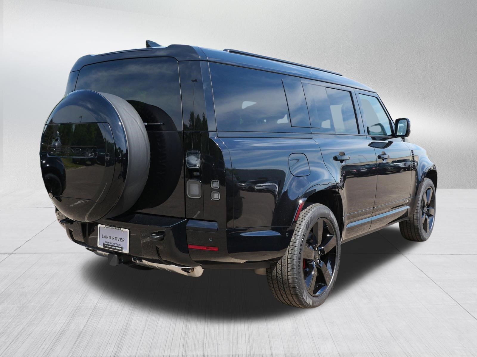 New 2026 Land Rover Defender 130 X AWD/4WD image 2