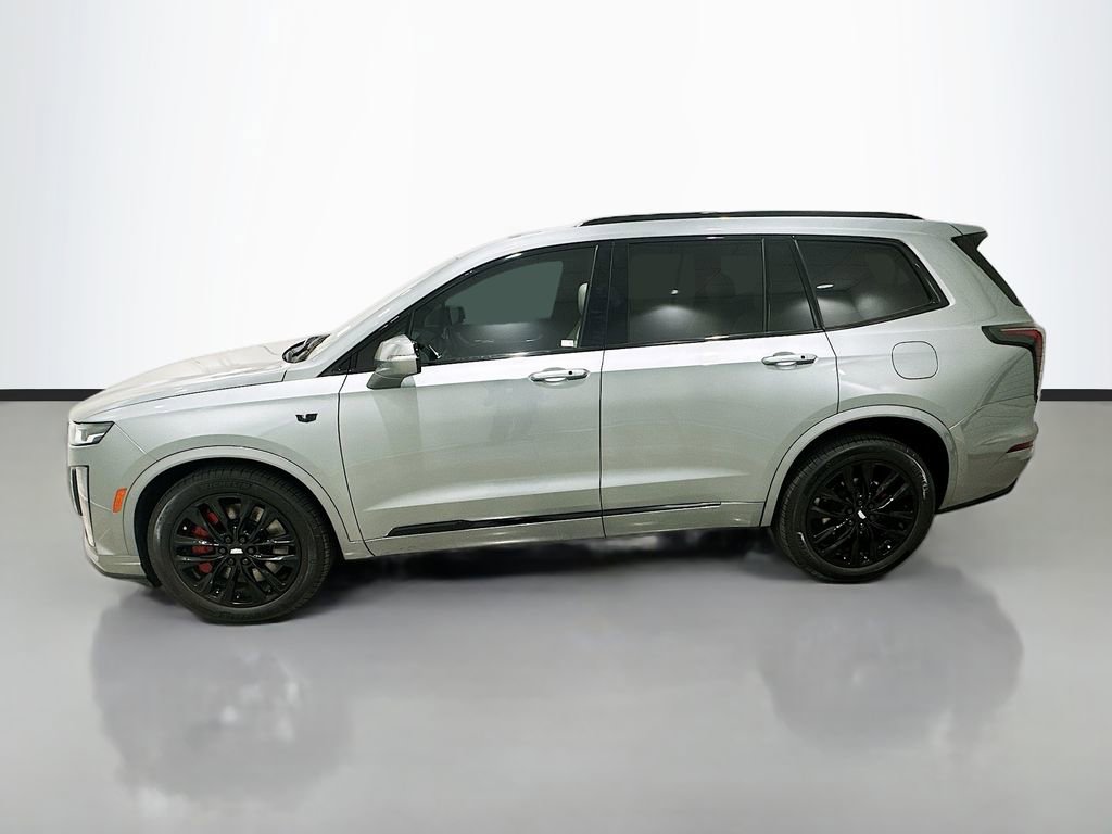 Used 2023 Cadillac XT6 Sport image 4