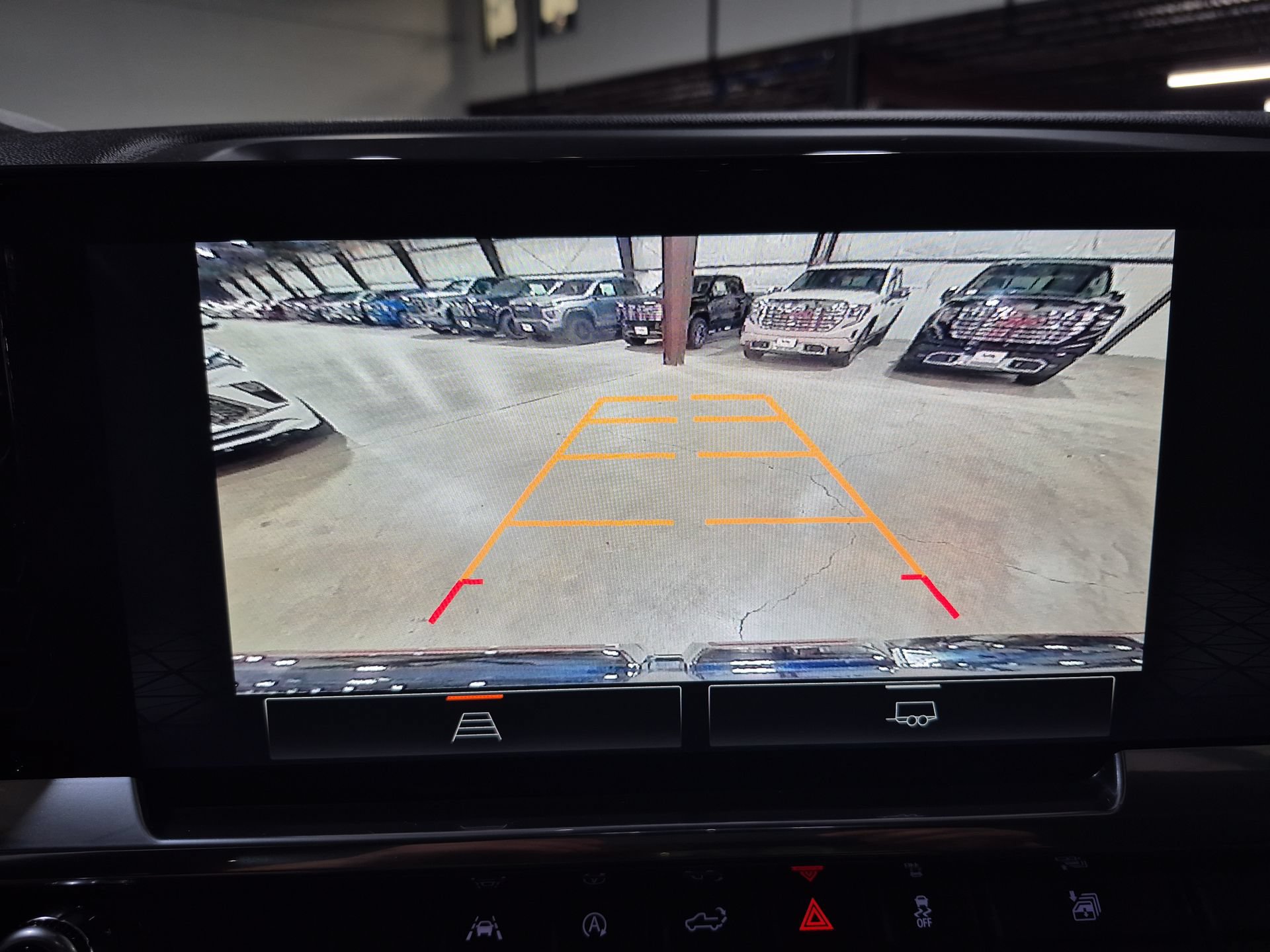 Used 2025 GMC Sierra 1500 Elevation AWD/4WD image 16