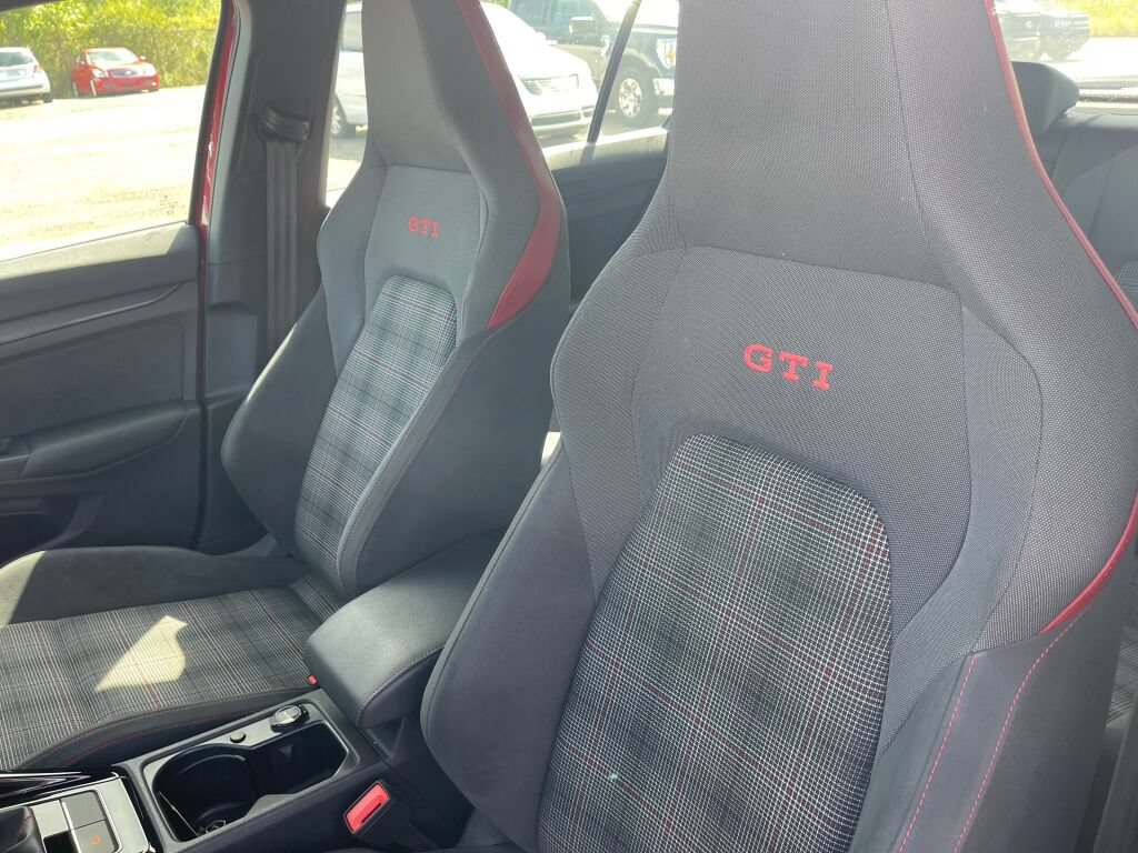 Used 2024 Volkswagen GTI S FWD image 6