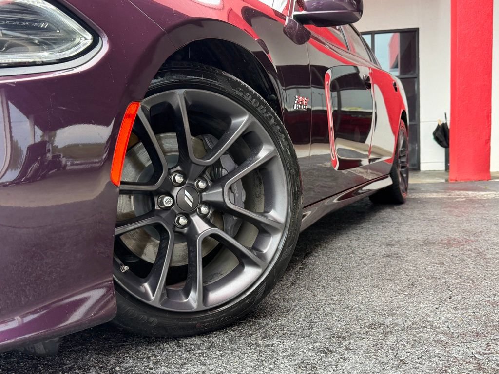 Used 2022 Dodge Charger Scat Pack w/ Plus Group RWD image 2
