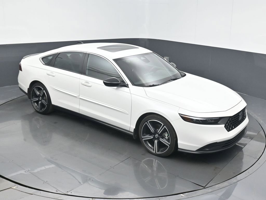 Used 2024 Honda Accord Sport image 27