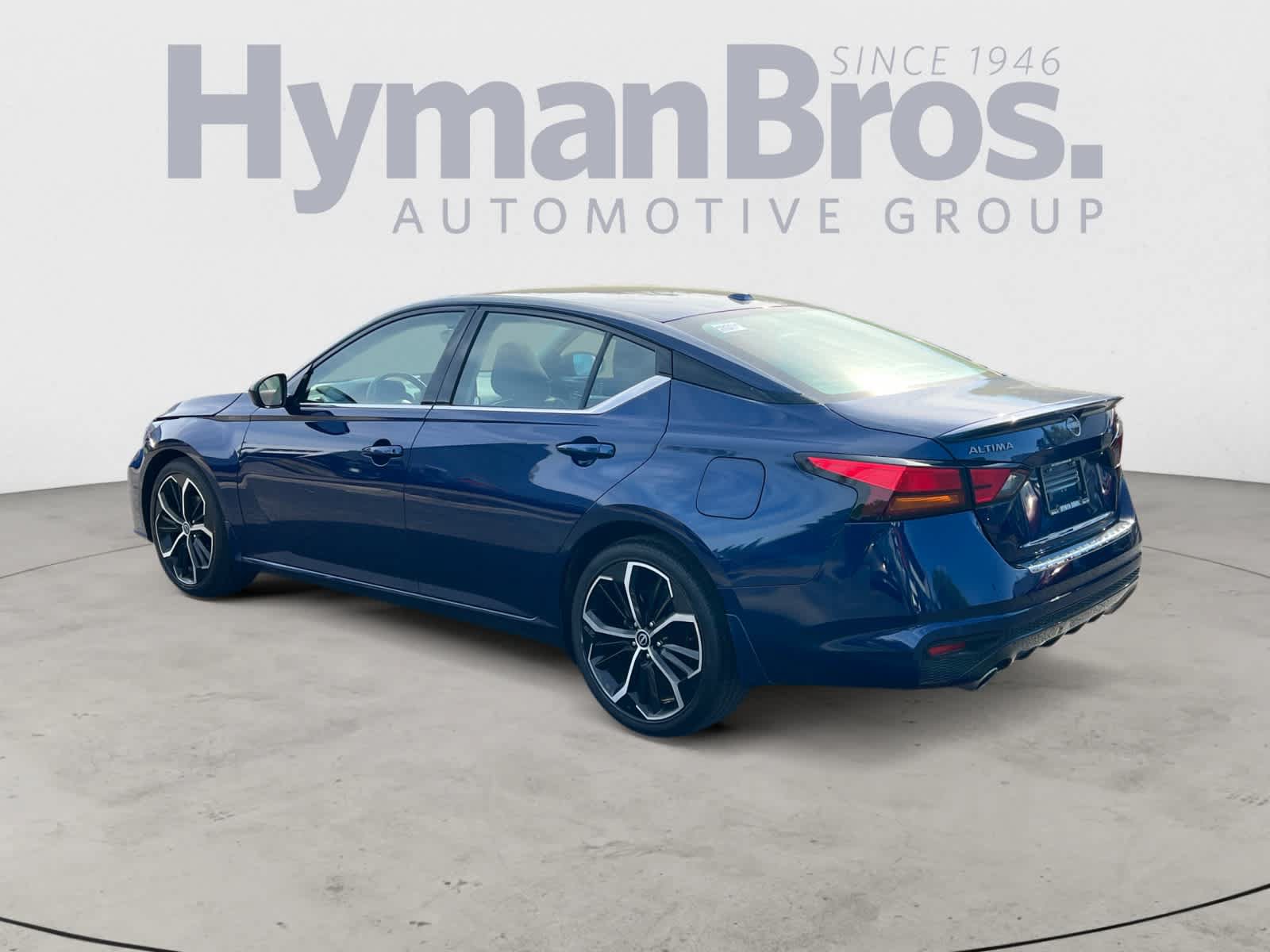 Certified 2023 Nissan Altima 2.5 SR w/ SR Premium Package FWD image 6
