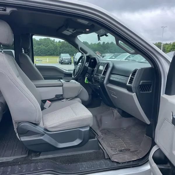 Used 2017 Ford F350 XLT AWD/4WD image 10
