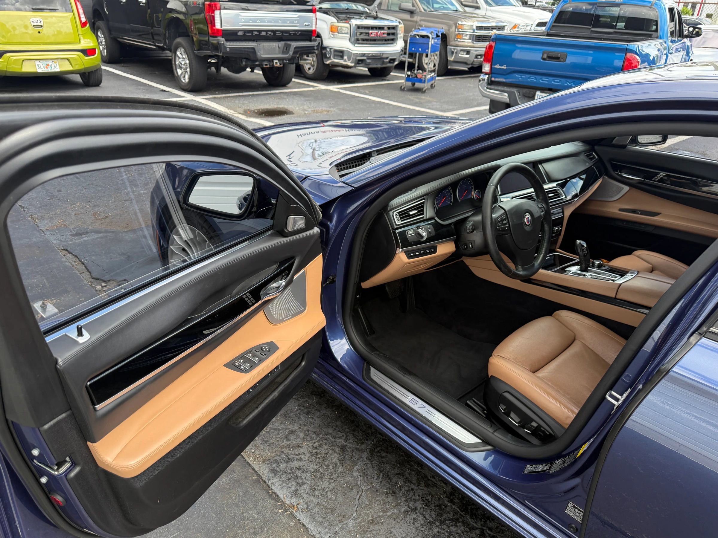 Used 2013 BMW ALPINA B7 xDrive image 11