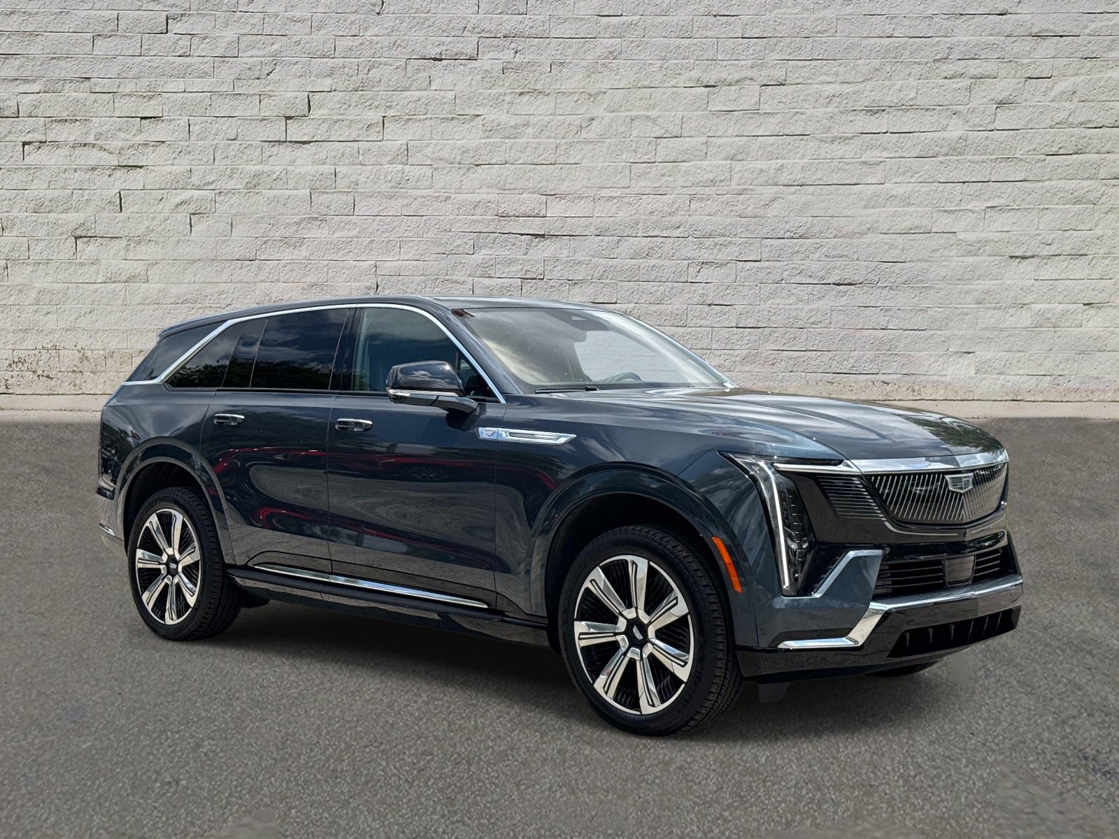 Certified 2026 Cadillac Escalade IQ Luxury 2 AWD/4WD image 6