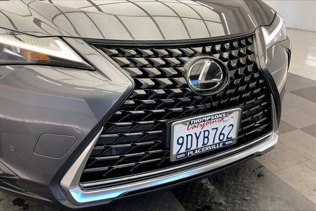 Used 2023 Lexus UX 250h FWD w/ Accessory Package (Z2) image 31