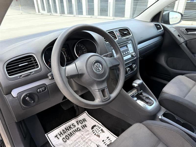 Used 2010 Volkswagen Golf 4-Door image 13