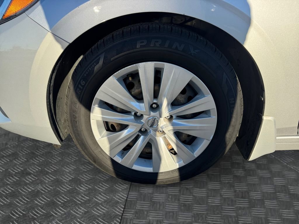 Used 2021 Nissan Sentra S image 14