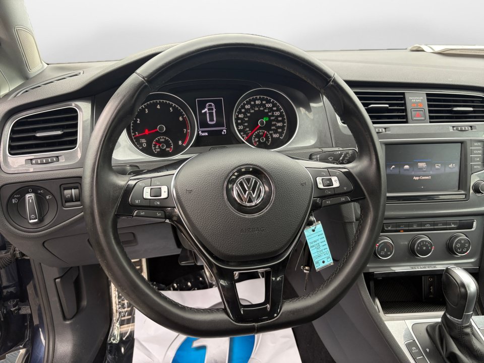 Used 2017 Volkswagen Golf Alltrack AWD/4WD image 10