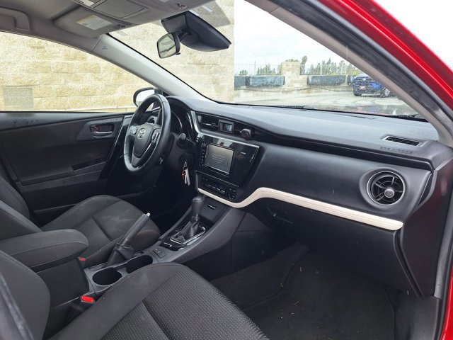 Used 2018 Toyota Corolla iM w/ Carpet Mat Package (TMS) image 18