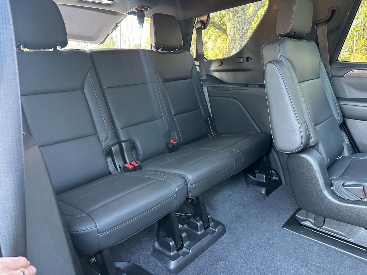 Used 2021 Chevrolet Tahoe LT w/ LT Signature Package image 31