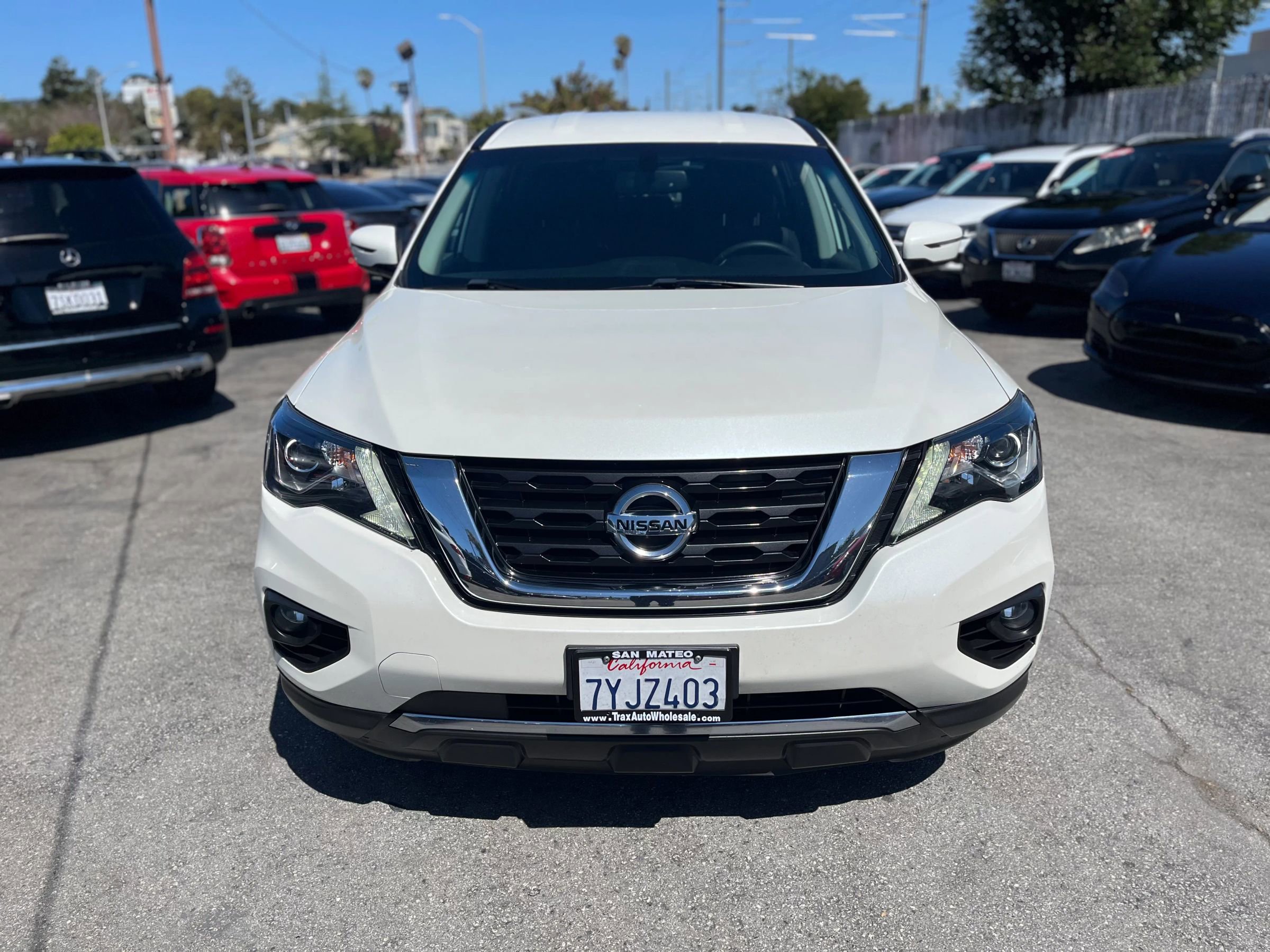 Used 2017 Nissan Pathfinder SV w/ Trailer Tow Package image 2