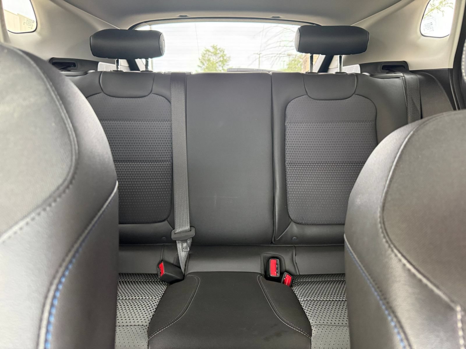 Used 2025 Chevrolet Trax LT FWD image 38