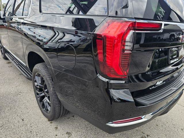 New 2026 GMC Yukon XL Elevation w/ Elevation Premium Package AWD/4WD image 14
