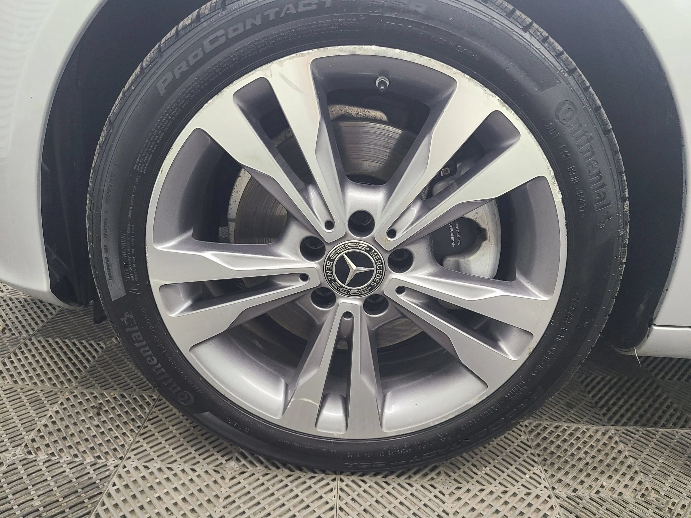 Used 2018 Mercedes-Benz C 300 4MATIC Sedan image 18